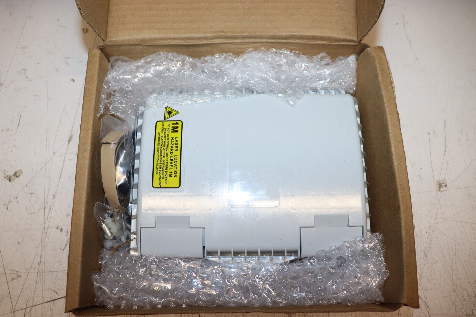 Commscope OWB-S-N0-S21-NN-W Fiber Optic Wall Mount Fiber Box CU2623-000