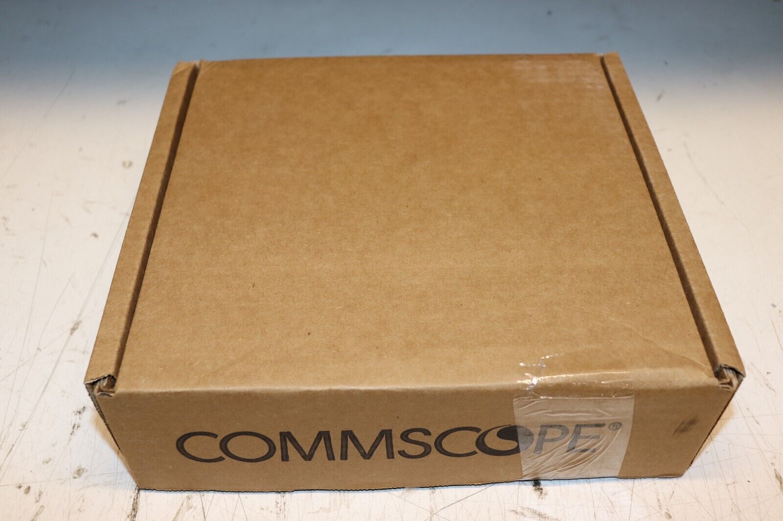 Commscope OWB-S-N0-S21-NN-W Fiber Optic Wall Mount Fiber Box CU2623-000