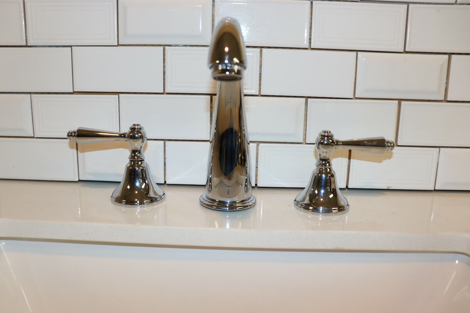 Bathroom Faucet Widepsread 3 Hole Giagni with Drain